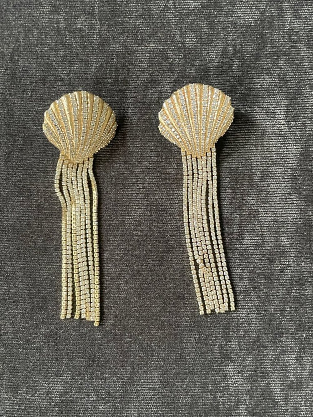 Lili Claspe Dazzle Shell Earrings